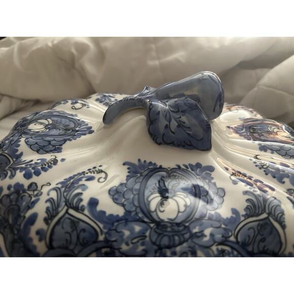 Hand-Painted Greece Blue & White Tureen with Lid • Very Rare Vintage Ceramic - Picture 8 of 14